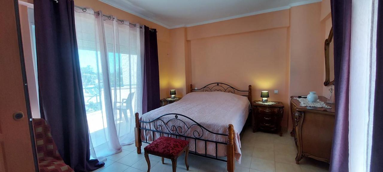 Anastacias Apartment Ártemida Kültér fotó