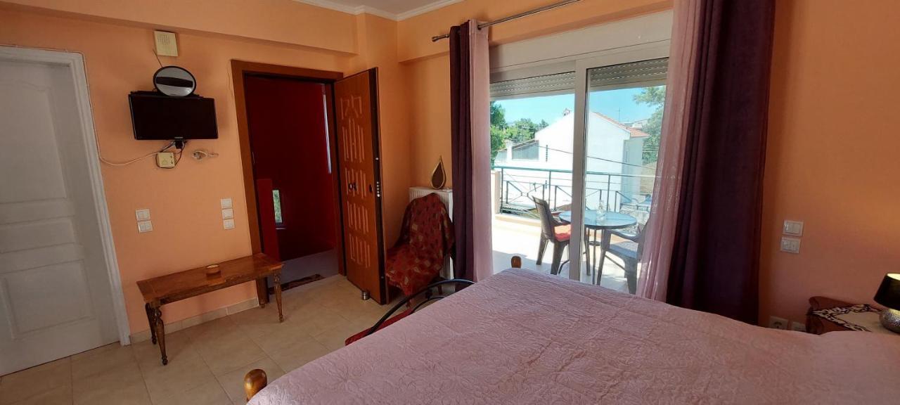 Anastacias Apartment Ártemida Kültér fotó