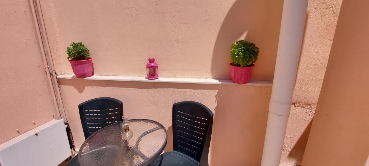 Anastacias Apartment Ártemida Kültér fotó